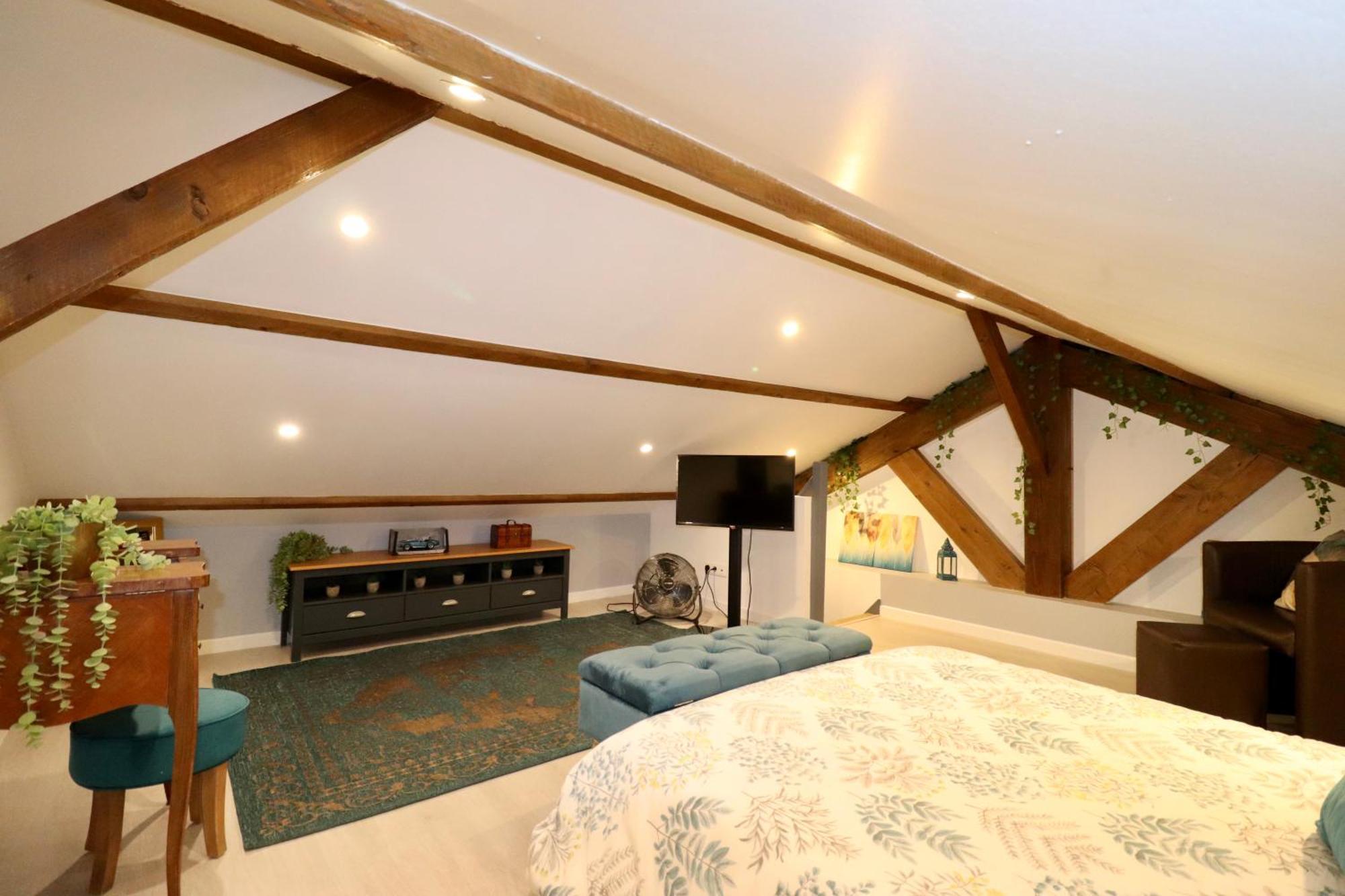 Duplex Au 2Eme Et De Notre Maison -Acces Au Jardin-Smart Tv-Streaming-Wifi Le Mans Quarto foto