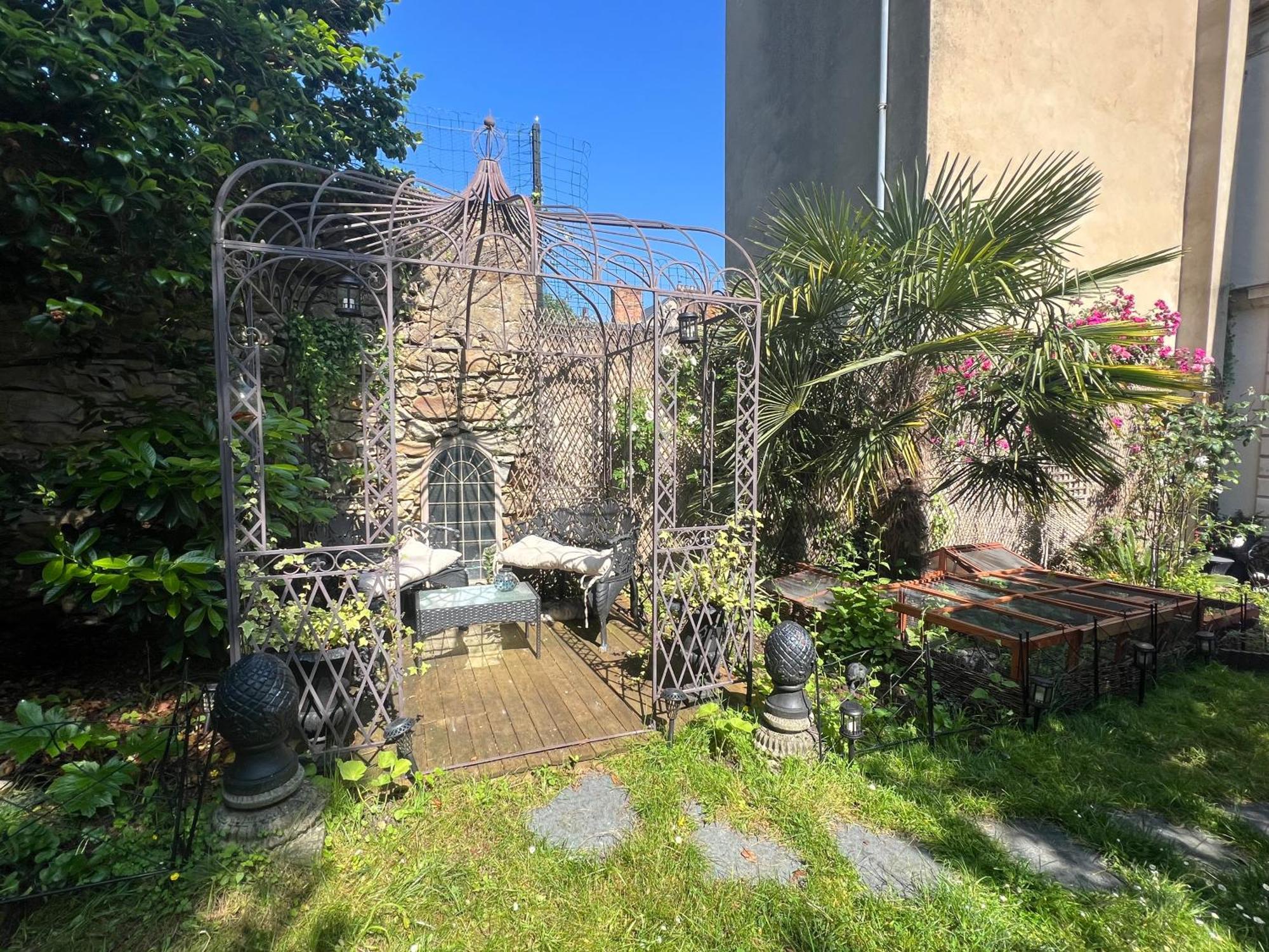 Duplex Au 2Eme Et De Notre Maison -Acces Au Jardin-Smart Tv-Streaming-Wifi Le Mans Exterior foto